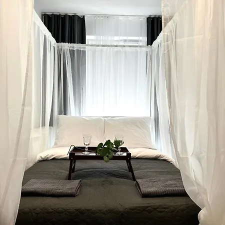 Podworcowa - Self Check-in 20h *