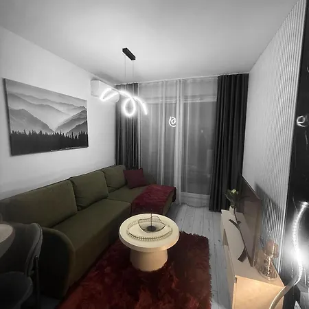 Apartment Podworcowa - Self Check-in 20h