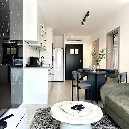 Podworcowa - Self Check-in 20h